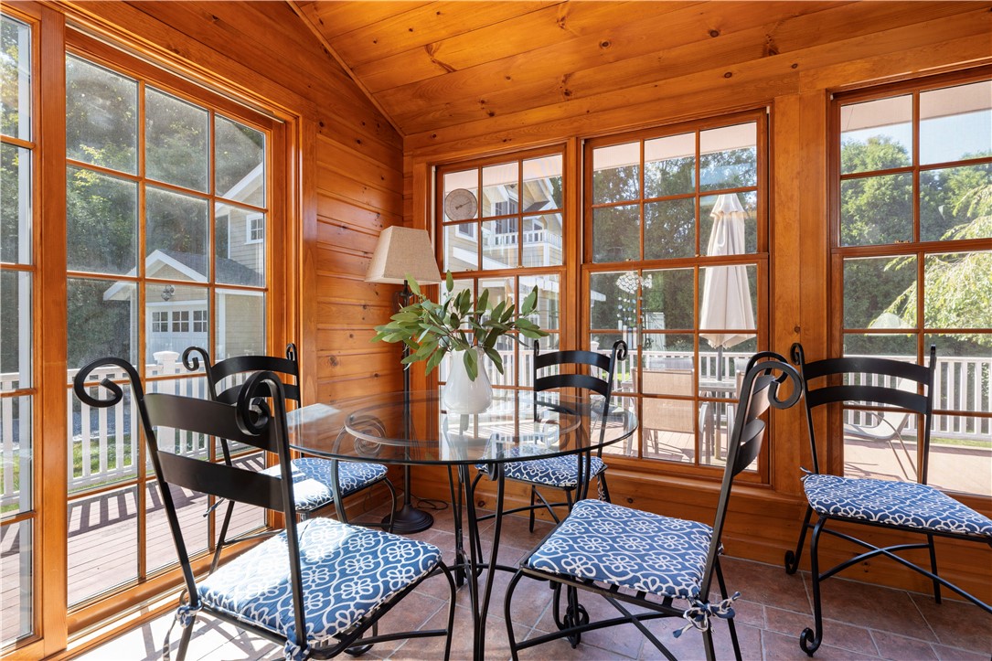 135 Longfellow Road Jamestown, RI 02835 - Photo 11 of 40