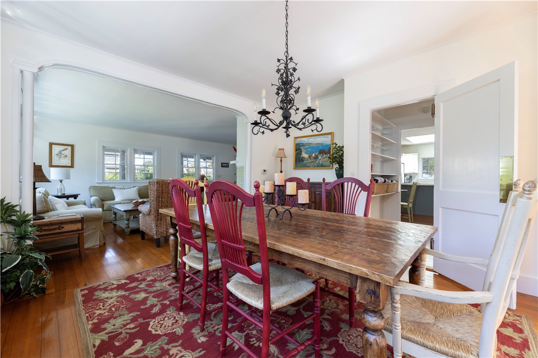 135 Longfellow Road Jamestown, RI 02835 - Photo 7 of 40