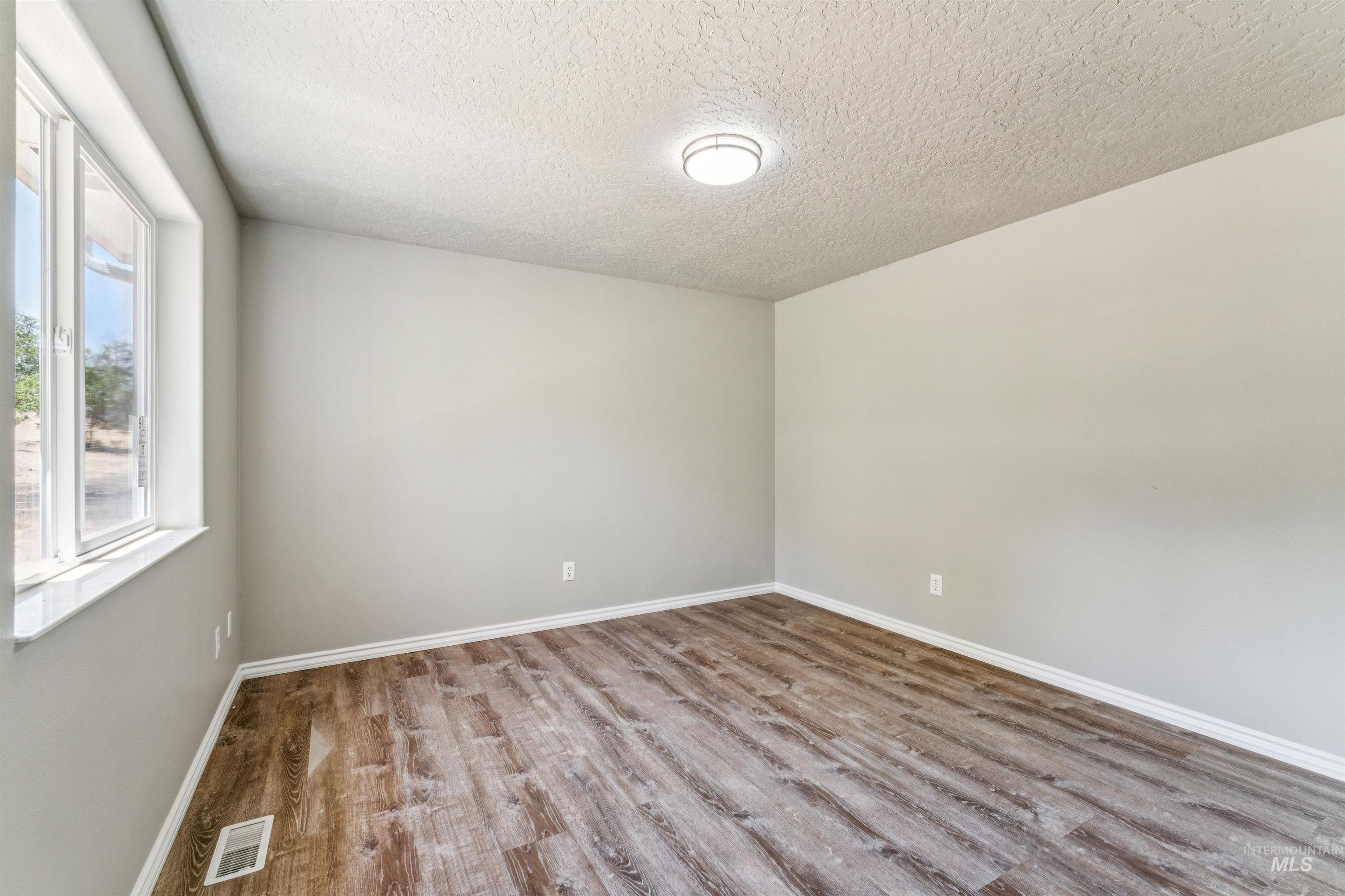 28135 Canal Road Parma, ID 83660 - Photo 20 of 50