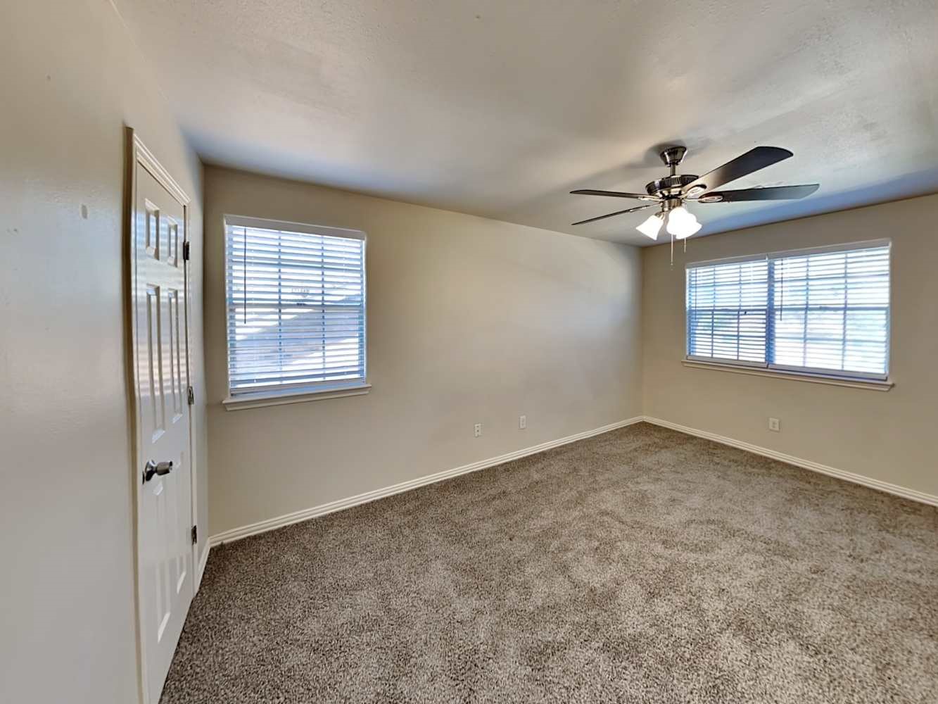 7231 Pebblemill Lane Houston, TX 77086 - Photo 11 of 15