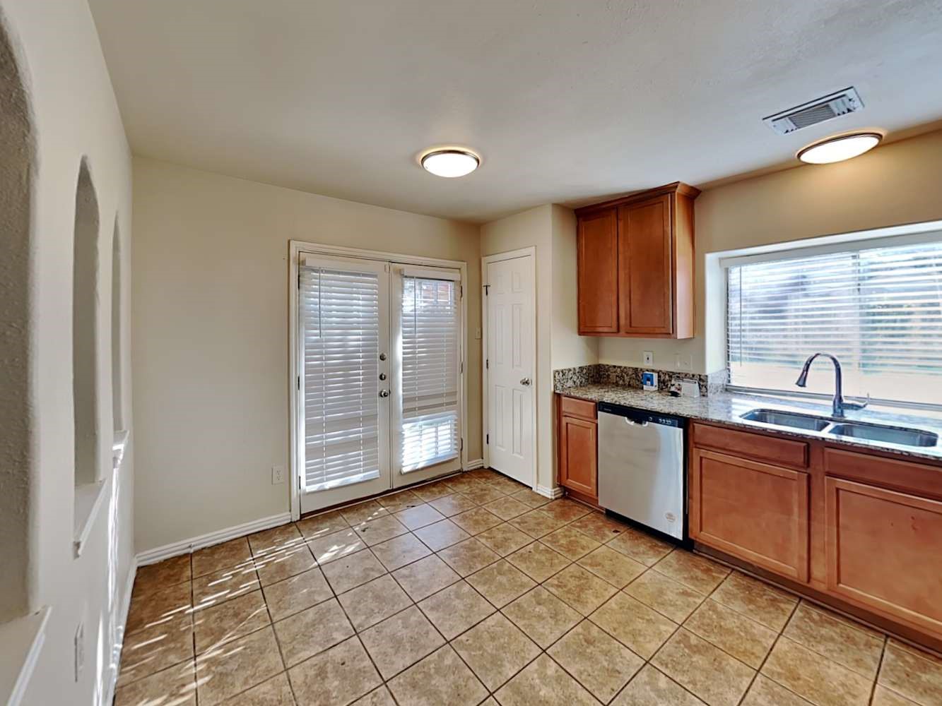 7231 Pebblemill Lane Houston, TX 77086 - Photo 8 of 15