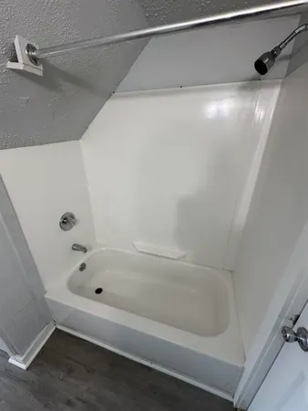 $1,300 | 30 Ledge Street, Unit 7, Nashua, NH 03060