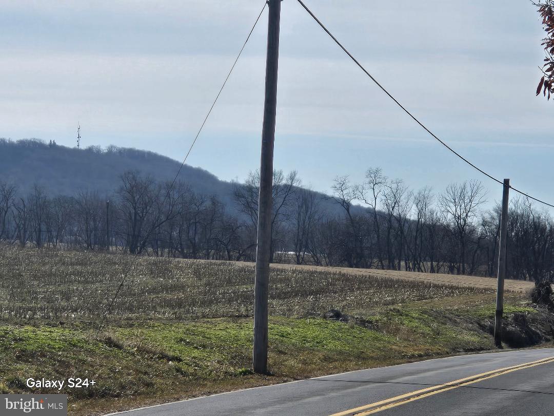 4147 Lander Road Jefferson, MD 21755 - Photo 3 of 10