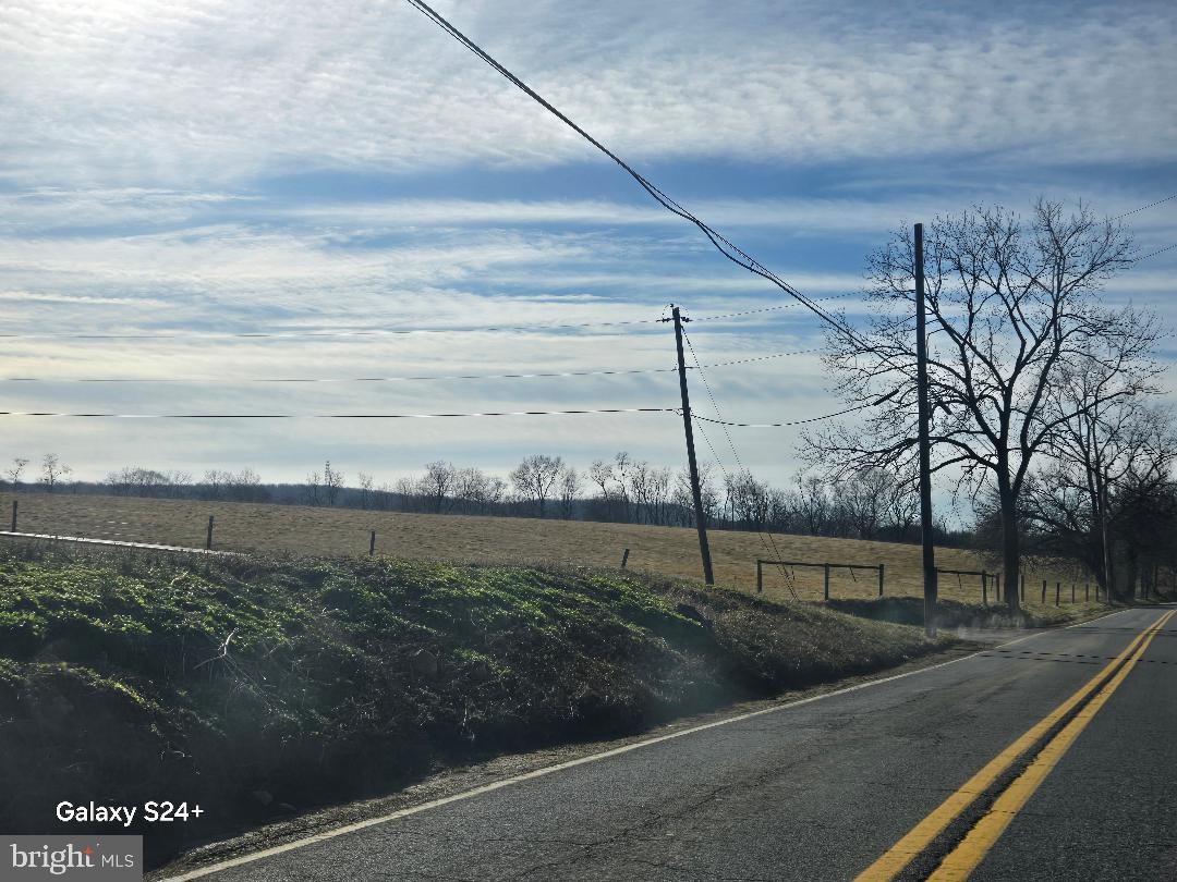 4147 Lander Road Jefferson, MD 21755 - Photo 4 of 10