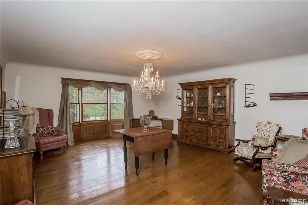 99 Perrydale Street Rochester Hills, MI 48306 - Photo 12 of 40
