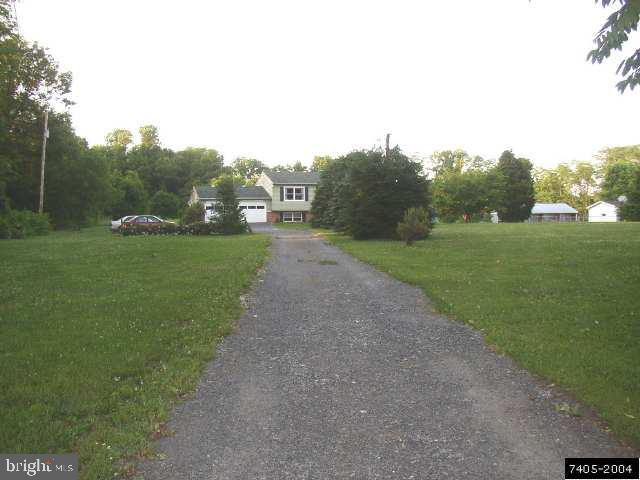 2500 Red Bank Road Dover, PA 17315 - Photo 3 of 9