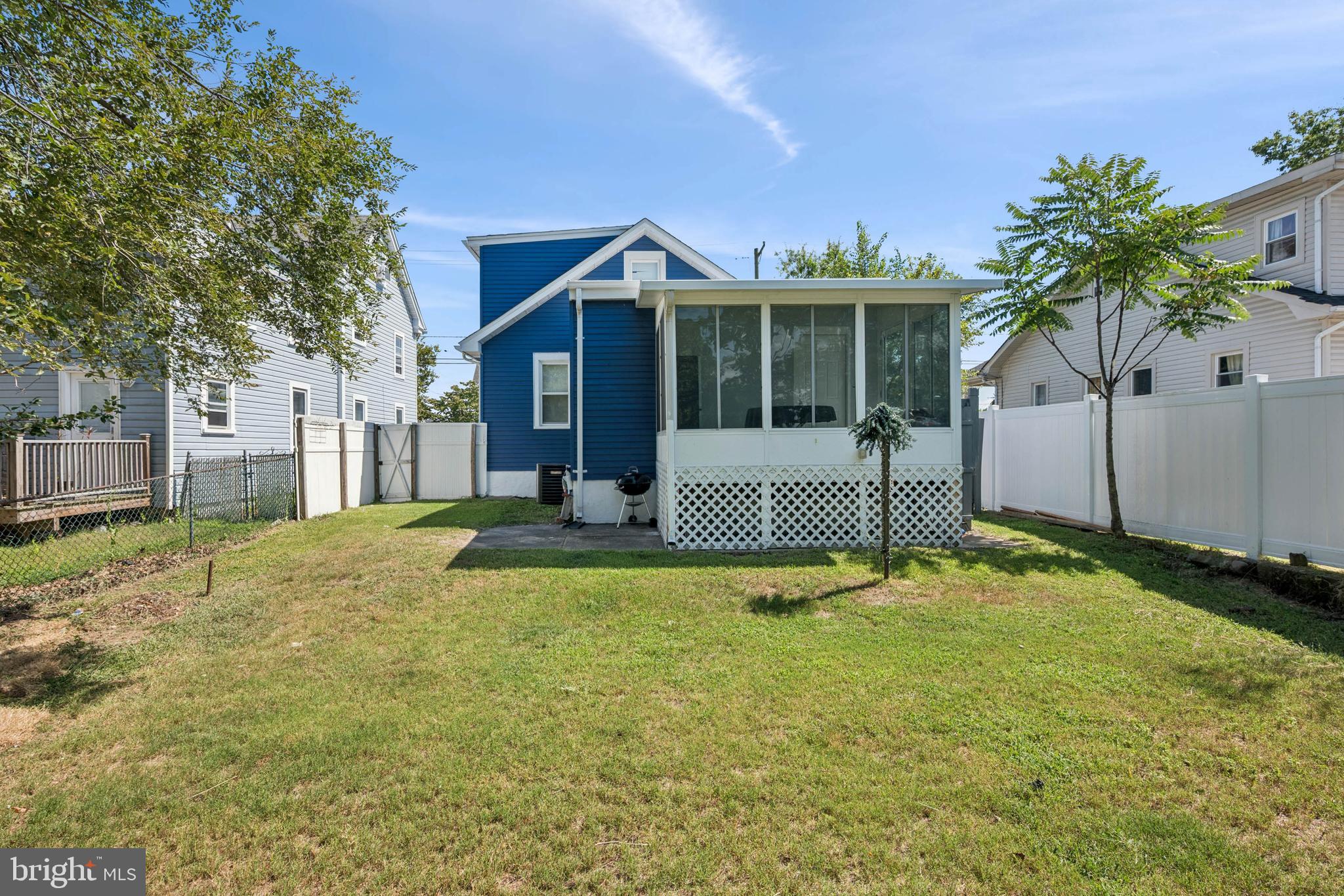 259 Hooker Street Riverside, NJ 08075 - Photo 24 of 25 a view of a house with backyard and a tree