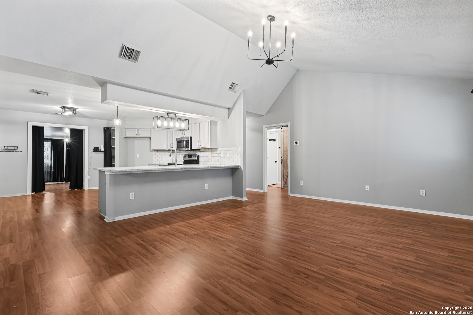 162 Canyon View Court Spring Branch, TX 78070 - Photo 17 of 44