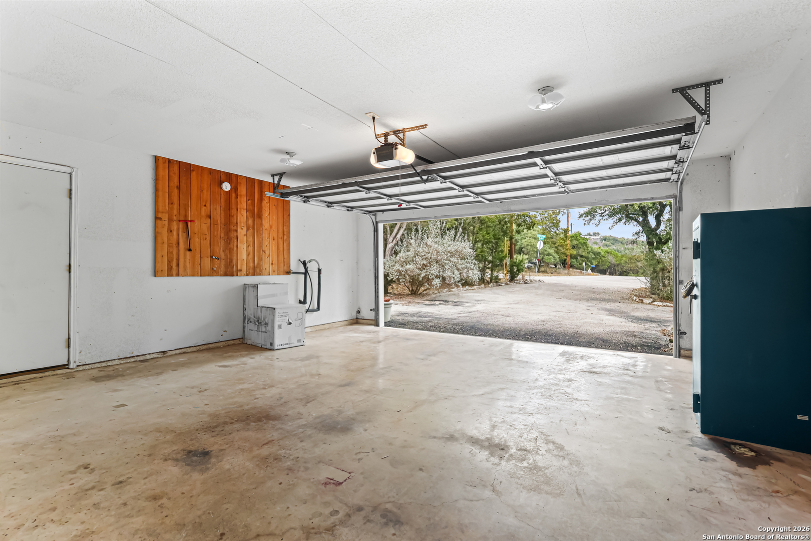 162 Canyon View Court Spring Branch, TX 78070 - Photo 35 of 44 a very nice looking room with a large window