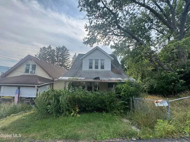 $95,000 | 17 Cortland Street, Brunswick, NY 12180