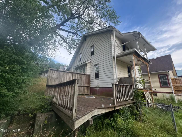 $95,000 | 17 Cortland Street, Brunswick, NY 12180