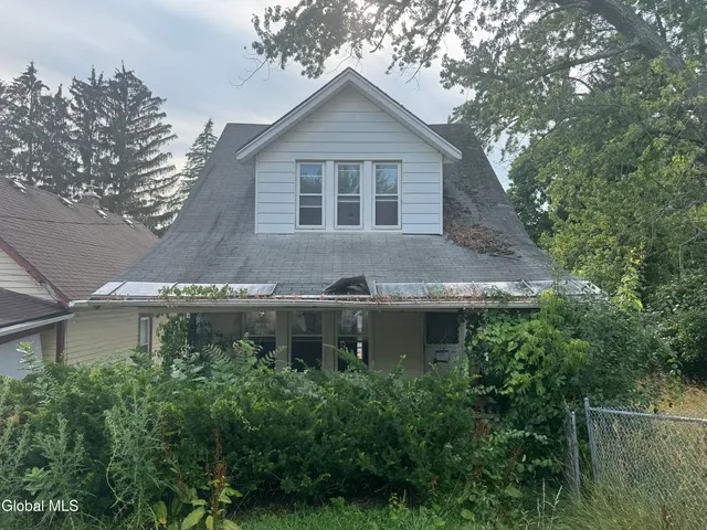 $95,000 | 17 Cortland Street, Brunswick, NY 12180