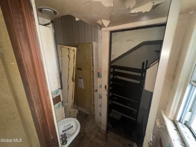 $95,000 | 17 Cortland Street, Brunswick, NY 12180