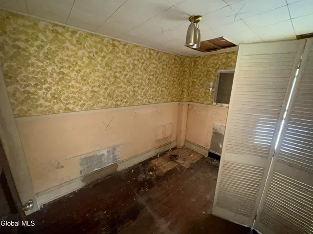 $95,000 | 17 Cortland Street, Brunswick, NY 12180