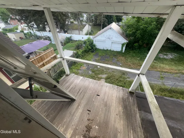 $95,000 | 17 Cortland Street, Brunswick, NY 12180