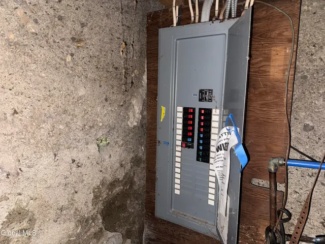 $95,000 | 17 Cortland Street, Brunswick, NY 12180