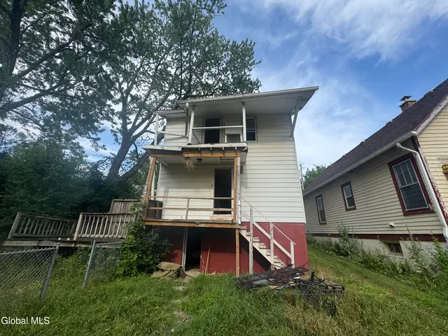 $95,000 | 17 Cortland Street, Brunswick, NY 12180