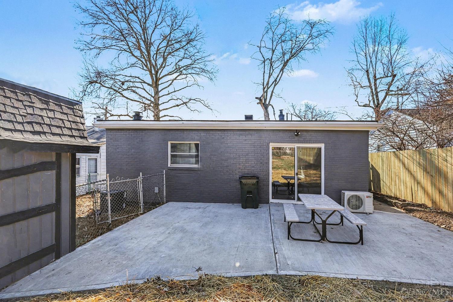 2750 West Galbraith Road Cincinnati, OH 45239 - Photo 21 of 24
