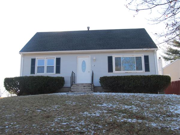 5 Bog Hollow Road Springfield, MA 01109 - Photo 1 of 27