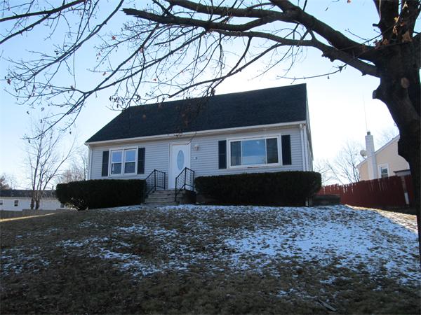 5 Bog Hollow Road Springfield, MA 01109 - Photo 3 of 27