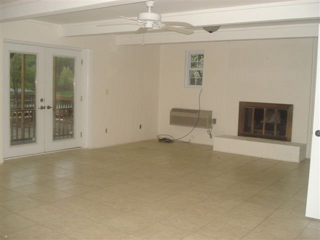 244 Inlet Point Road Fair Play, SC 29643 - Photo 9 of 12 Gallery Image 9