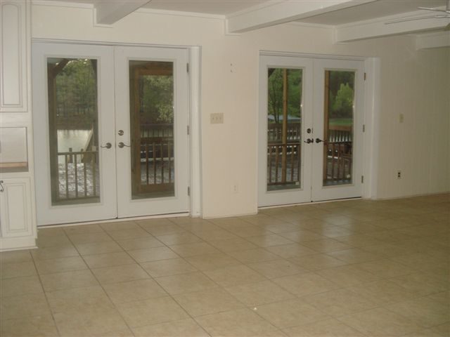 244 Inlet Point Road Fair Play, SC 29643 - Photo 10 of 12 Gallery Image 10