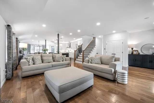 $1,498,000 | 648 Black Oak Ridge Road, Wayne, NJ 07470