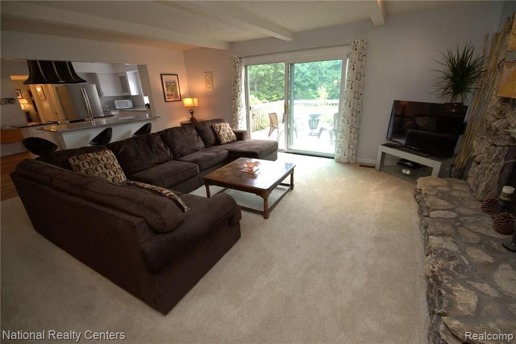 576 Middlebury Lane Rochester Hills, MI 48309 - Photo 12 of 36