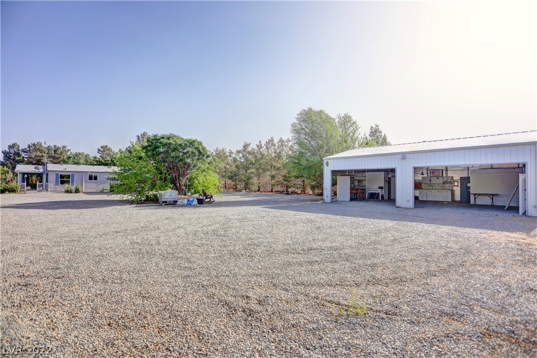 830 Gally Road Pahrump, NV 89060 - Photo 8 of 49 Gallery Image 8