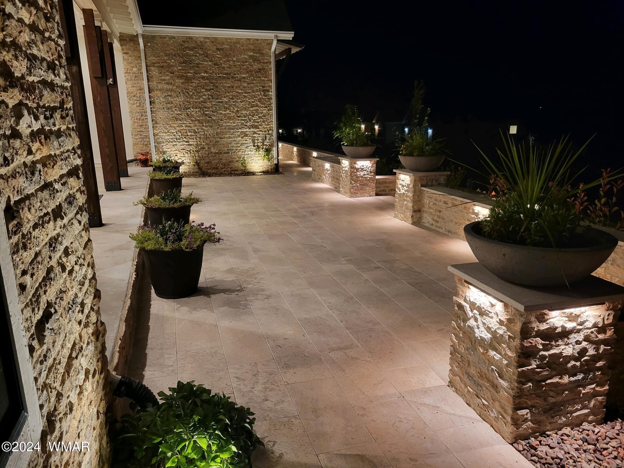 1890 Prairie Road Snowflake, AZ 85937 - Photo 15 of 64 Nighttime view exterior 2