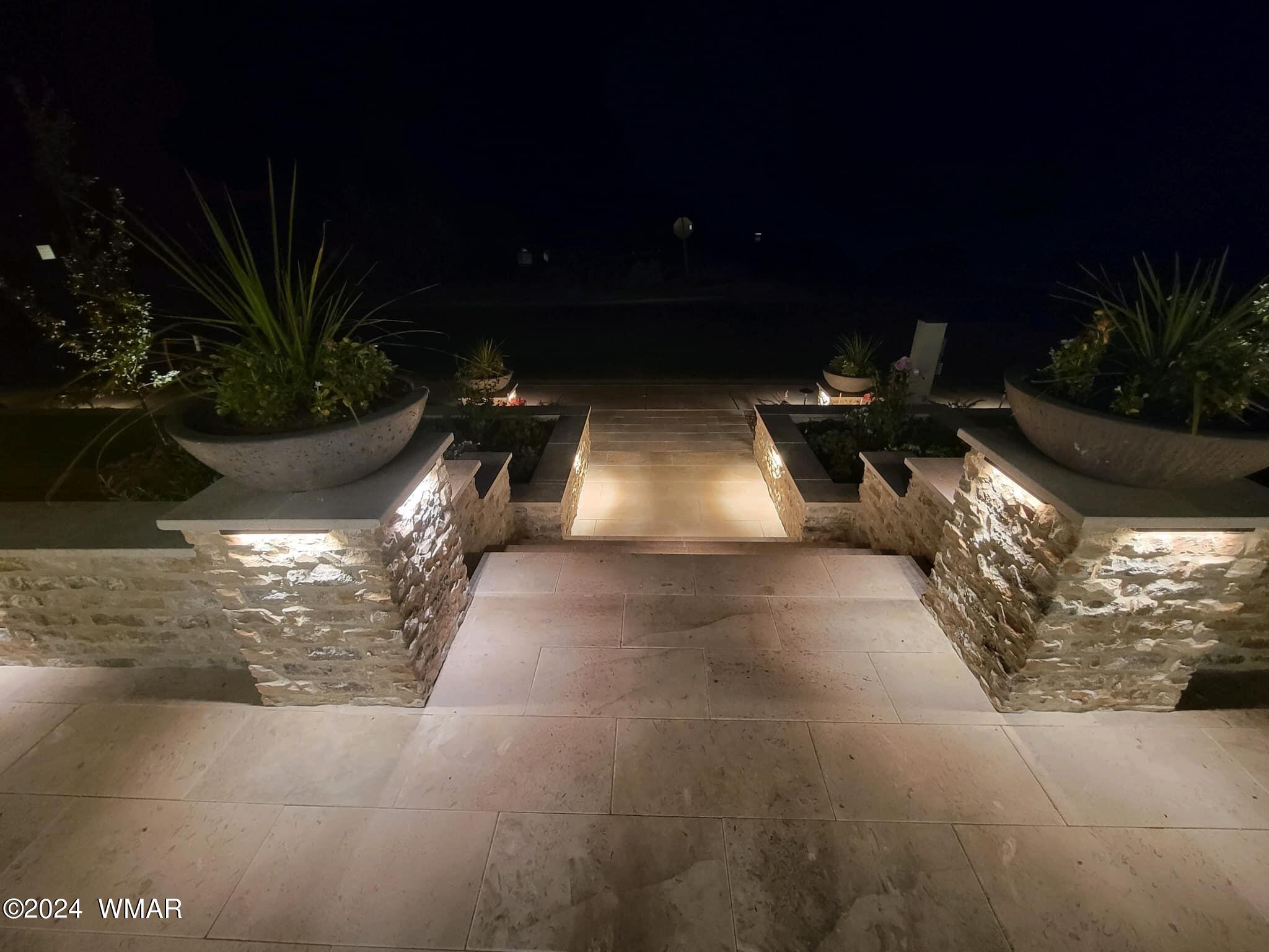 1890 Prairie Road Snowflake, AZ 85937 - Photo 16 of 64 Nighttime view exterior 3