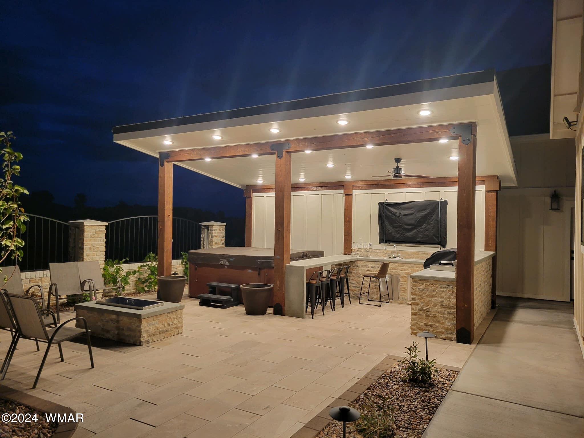 1890 Prairie Road Snowflake, AZ 85937 - Photo 18 of 64 Outdoor ramada and kitchen