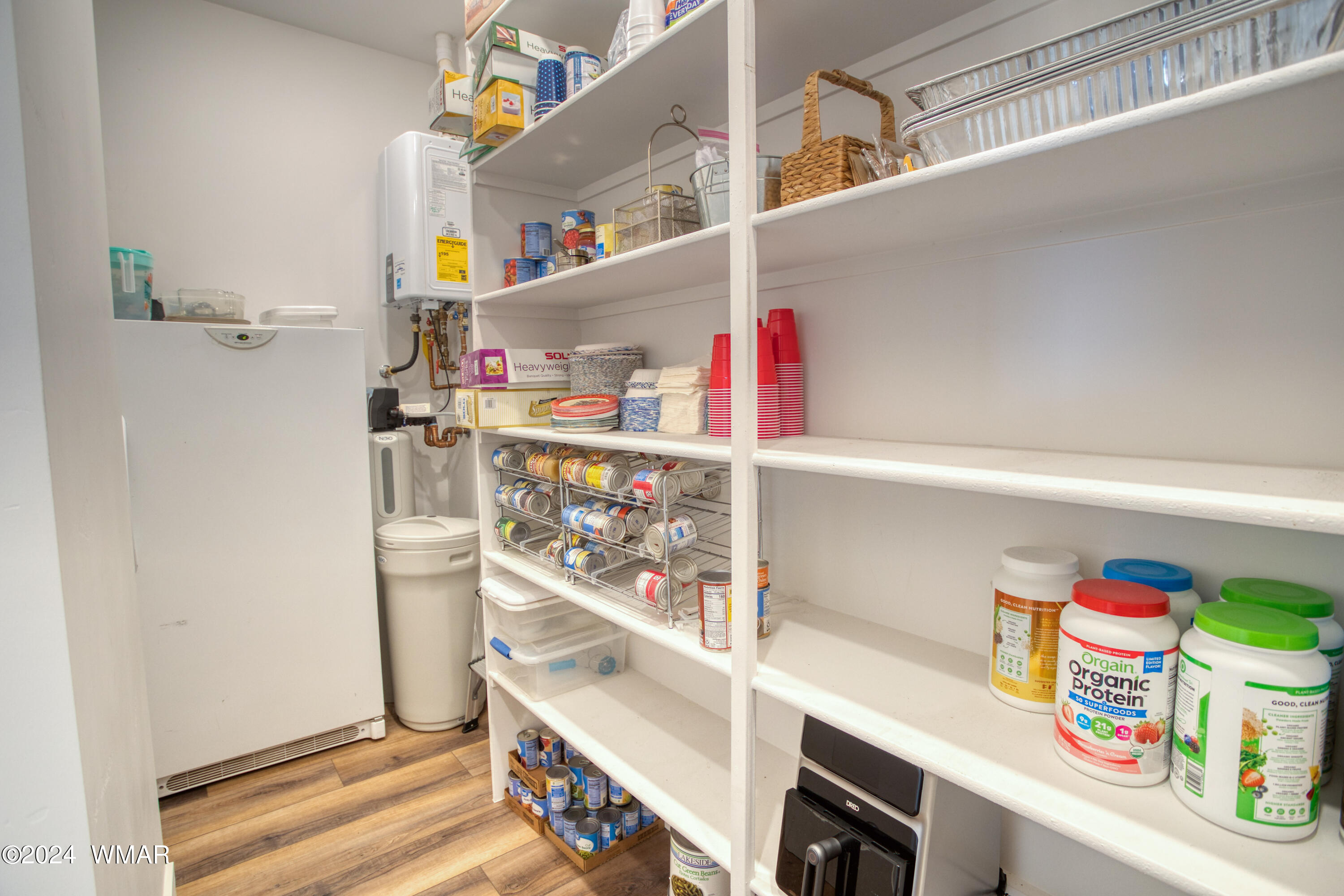 1890 Prairie Road Snowflake, AZ 85937 - Photo 41 of 64 Pantry