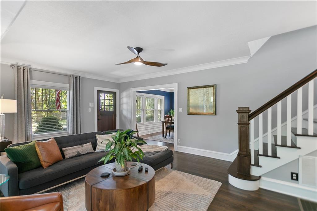 6234 Valley Road Kansas City, MO 64113 - Photo 6 of 81 Gallery Image 6