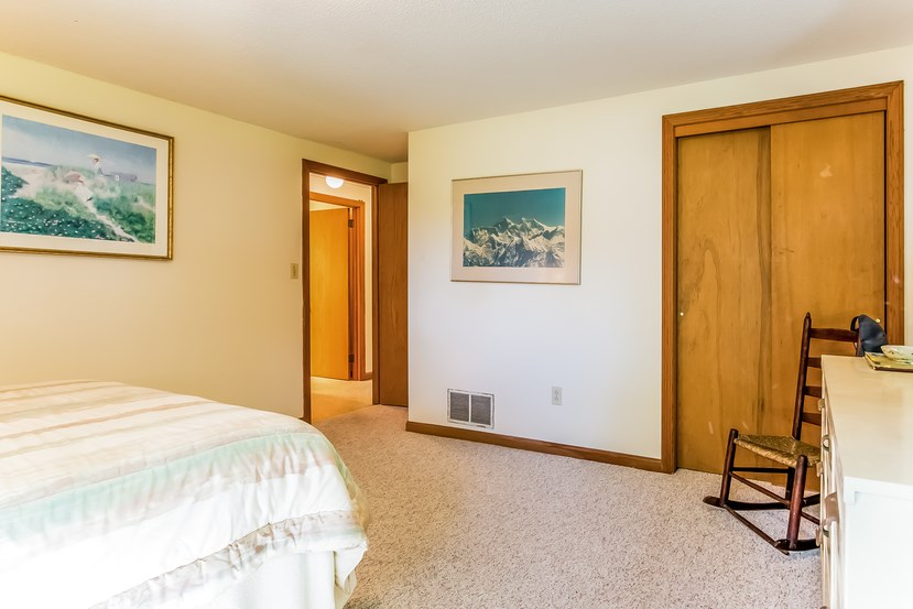 168 East Beach Road Charlestown, RI 02813 - Photo 12 of 25