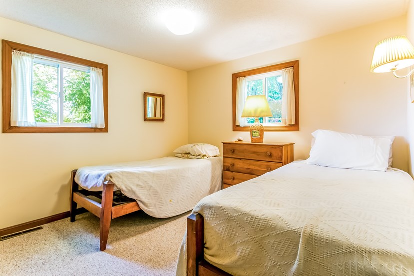 168 East Beach Road Charlestown, RI 02813 - Photo 14 of 25