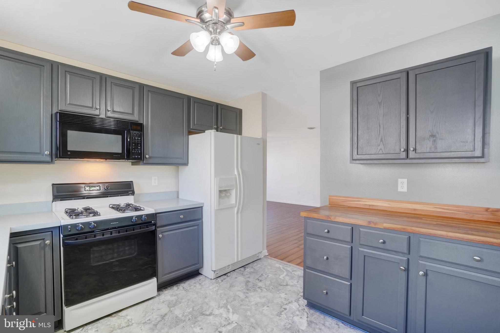 651 Hayley Road York, PA 17404 - Photo 12 of 19 Gallery Image 12