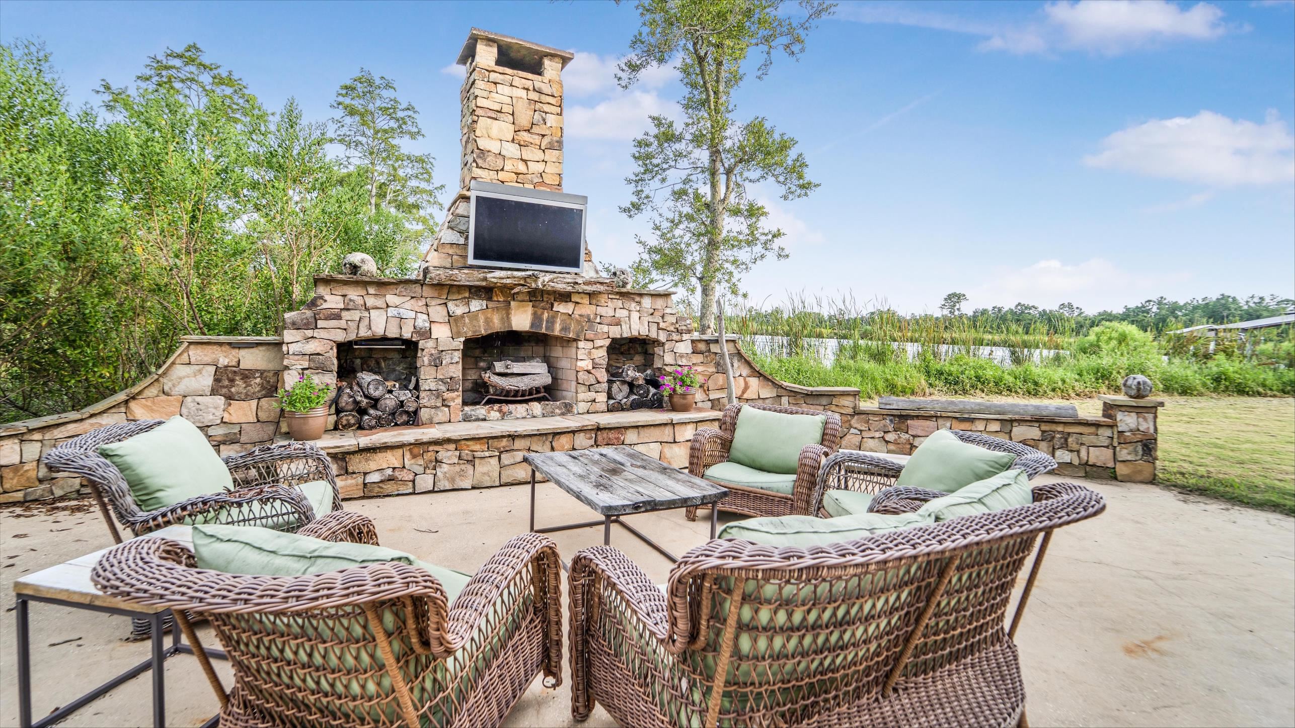 13835 Isle Of Pines Drive Foley, AL 36535 - Photo 42 of 49 Patio