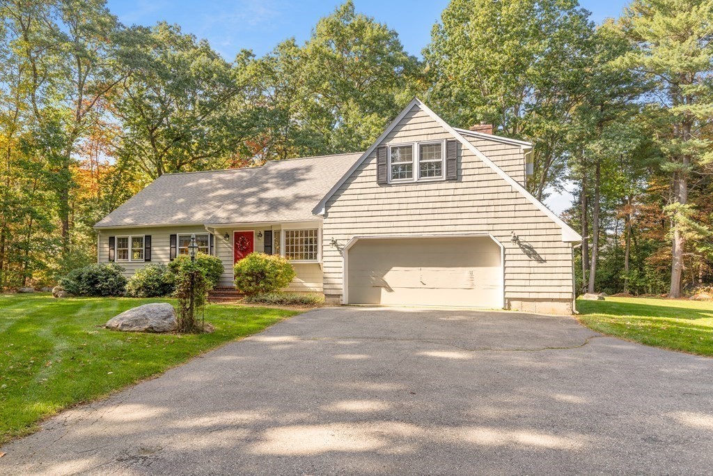 39 Locke Road Chelmsford, MA 01824 - Photo 3 of 42 Gallery Image 3