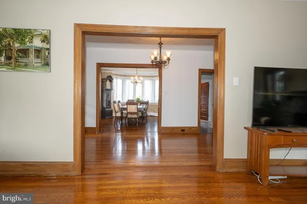 $649,900 | 457 Penn Avenue, Drexel Hill, PA 19026