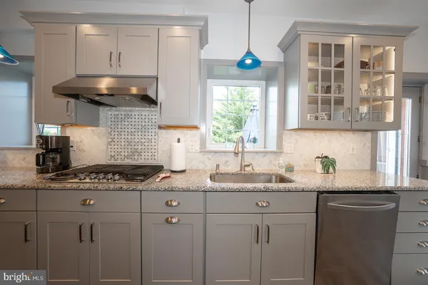 $649,900 | 457 Penn Avenue, Drexel Hill, PA 19026