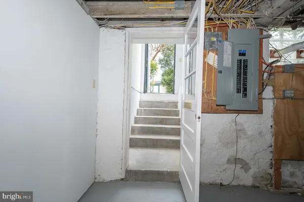 $649,900 | 457 Penn Avenue, Drexel Hill, PA 19026