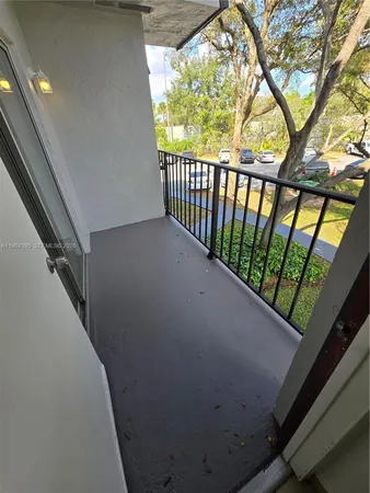 $2,400 | 8007 West 6th Avenue, Unit M, Hialeah, FL 33014