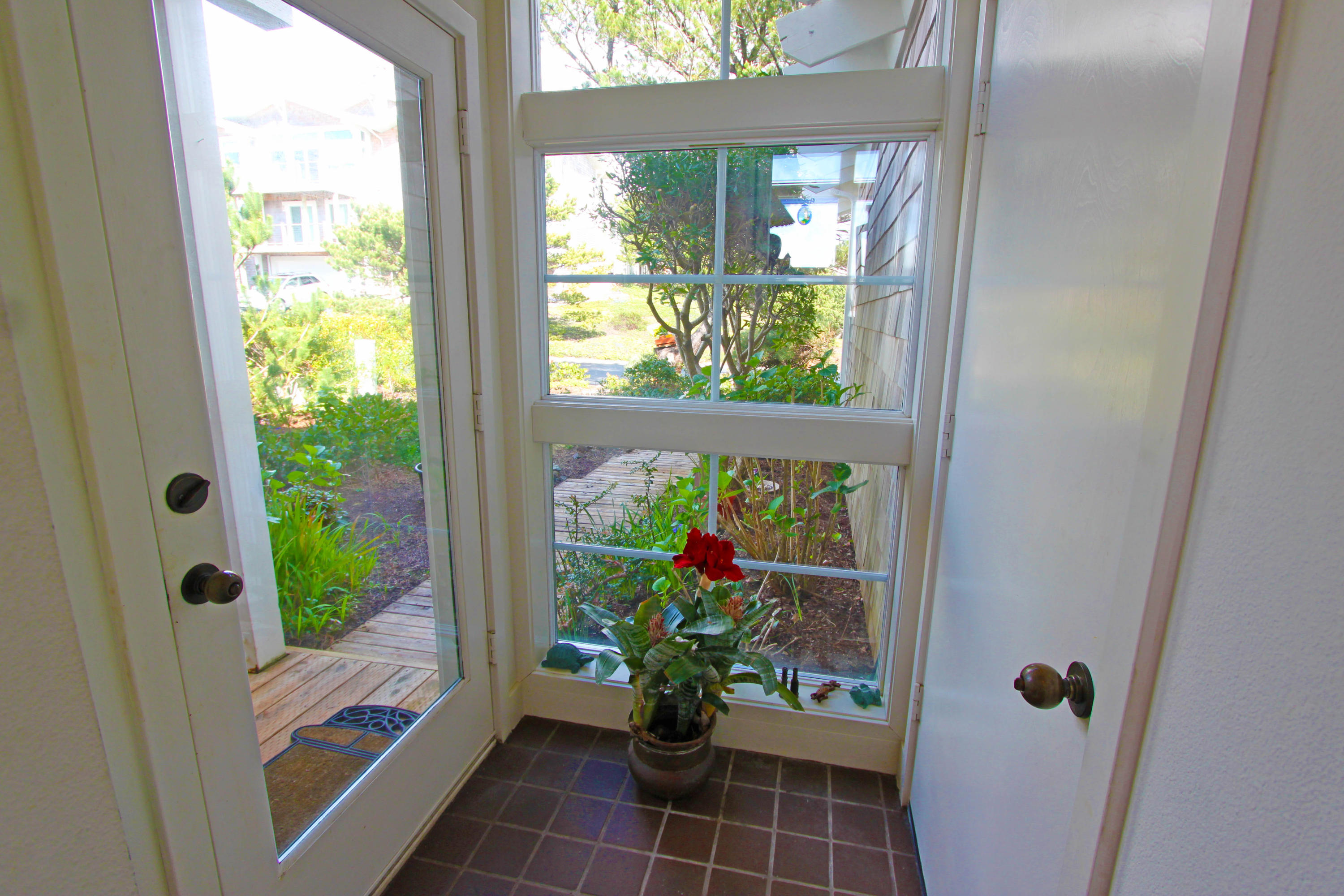 540 Capes Point Tillamook, OR 97141 - Photo 22 of 35 entry