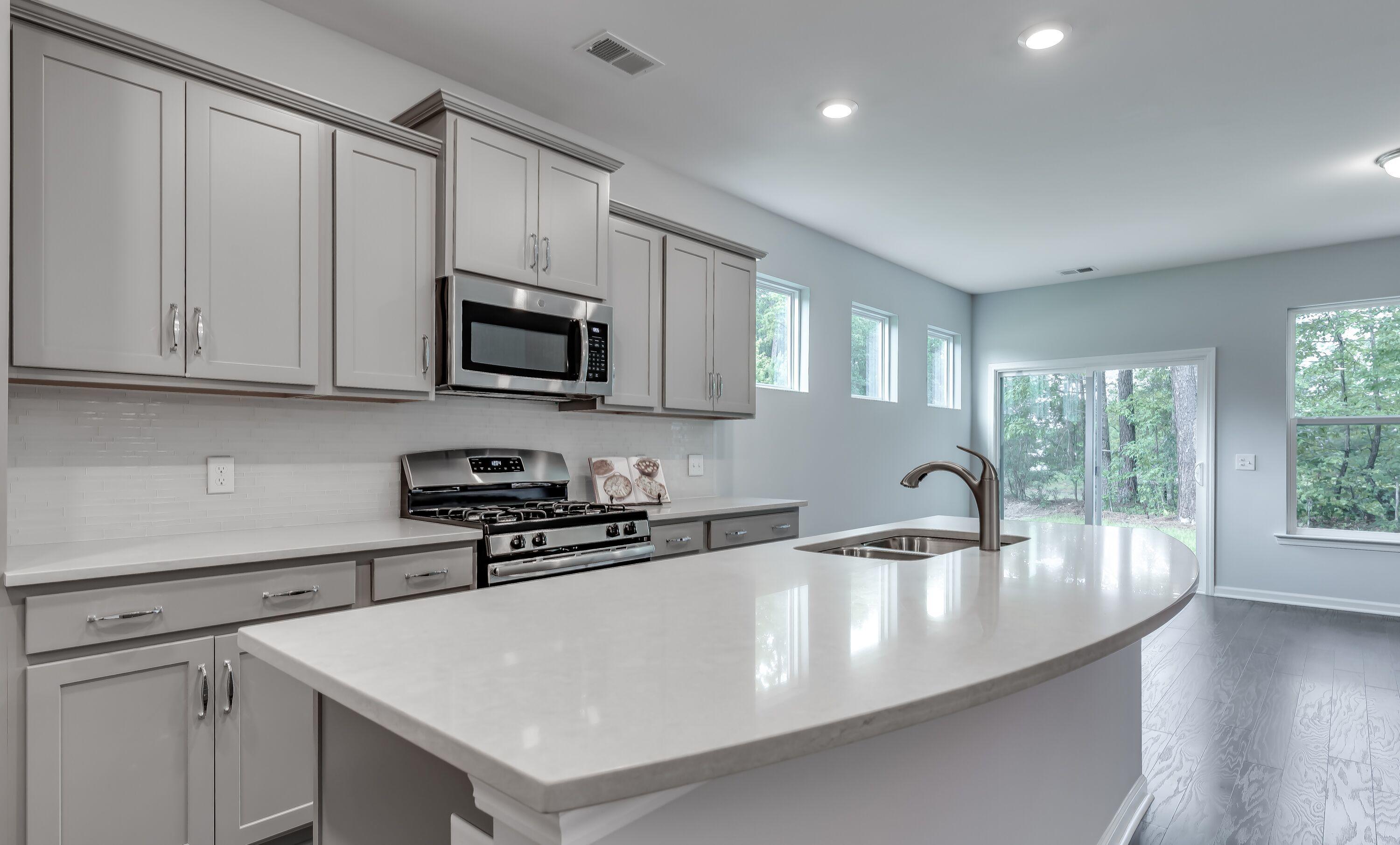 120 Alpine Road Summerville, SC 29485 - Photo 4 of 40 Kitchen3