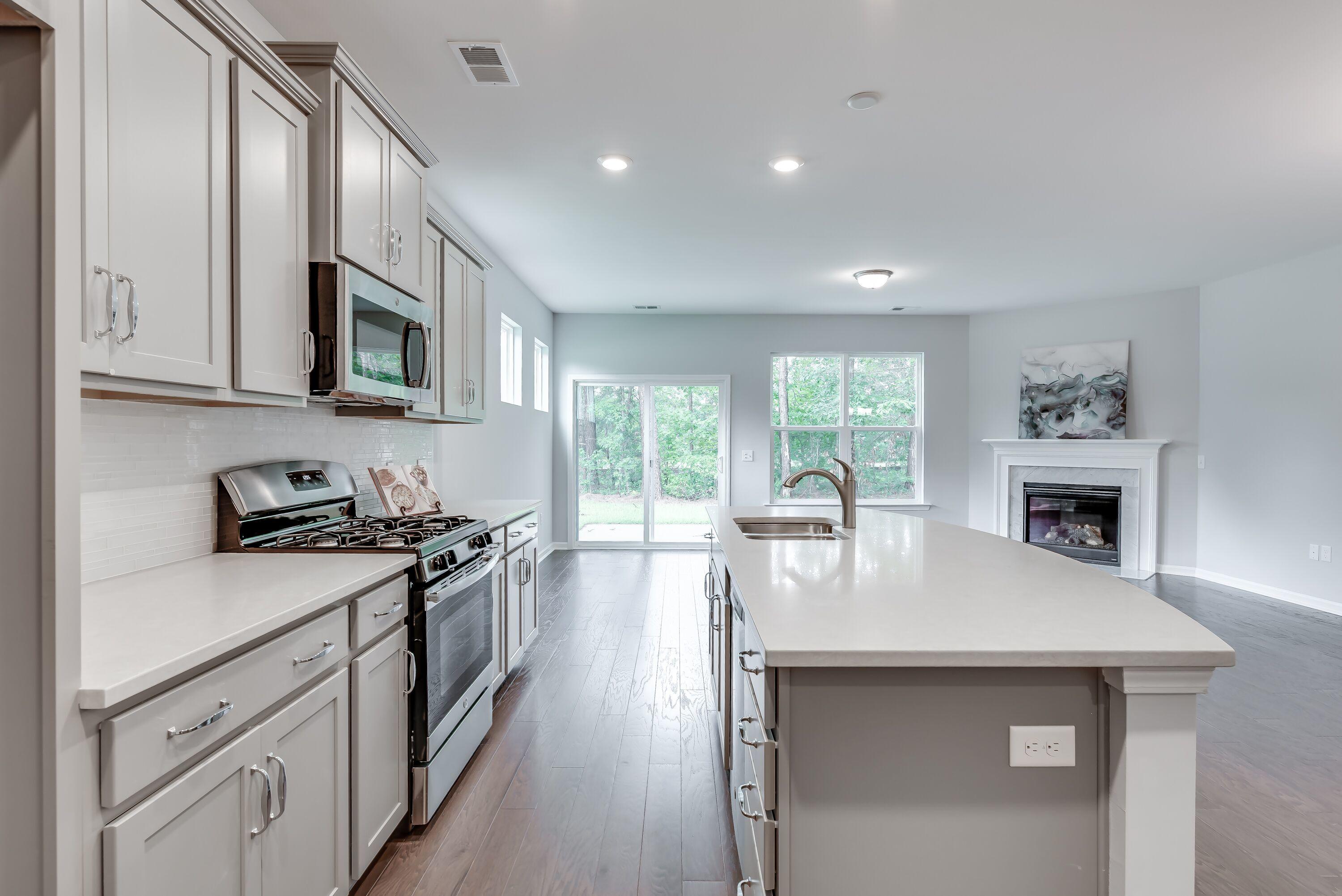 120 Alpine Road Summerville, SC 29485 - Photo 5 of 40 Kitchen4