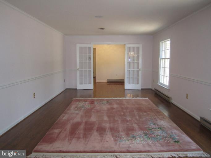 10330 3 Doctors Road Dunkirk, MD 20754 - Photo 10 of 30 Living Room