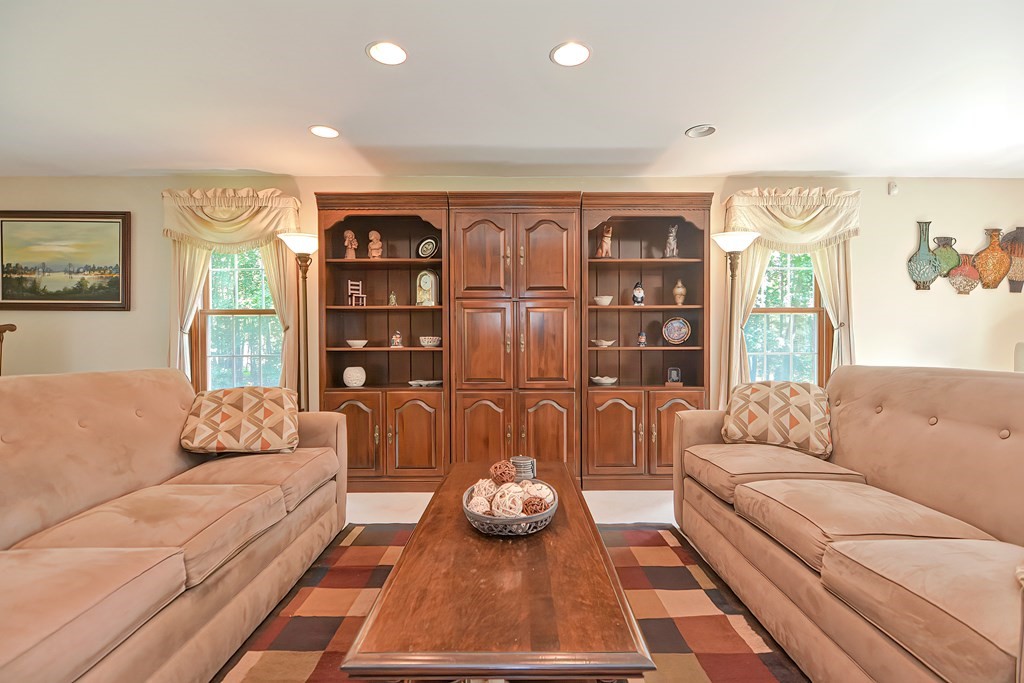 135 Gardner Road Winchendon, MA 01475 - Photo 3 of 27 Gallery Image 3