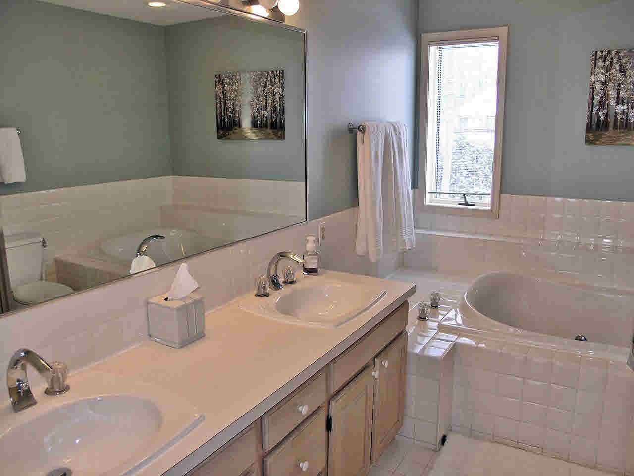 1414 Kings Pointe Road Grand Blanc, MI 48439 - Photo 30 of 50 21425499-29.JPG