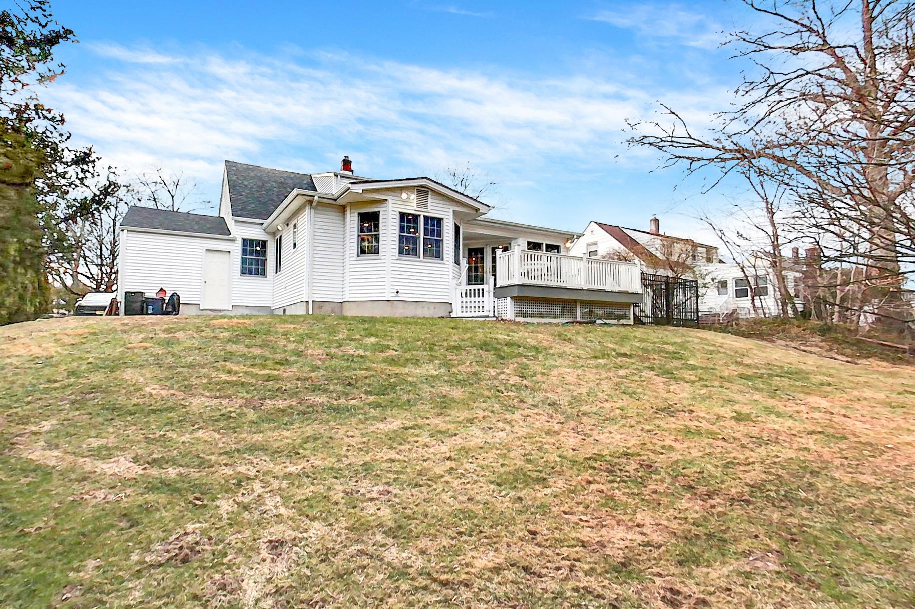 15-11 Radburn Road Fair Lawn, NJ 07410 - Photo 8 of 46